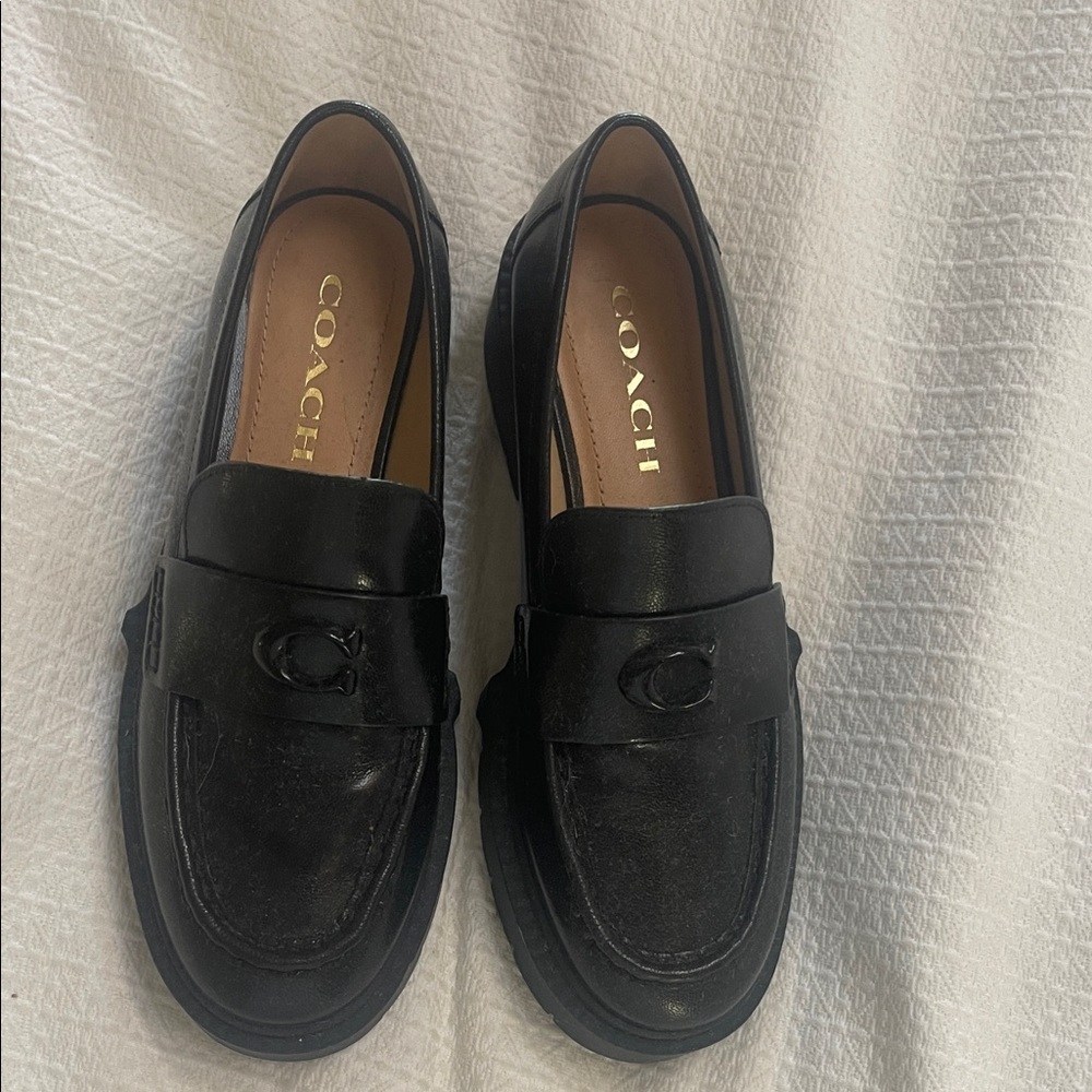 Coach Black Leather women's Slip-On Loafers